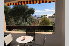 Studio Bandol 4 personnes à 50m de la plage